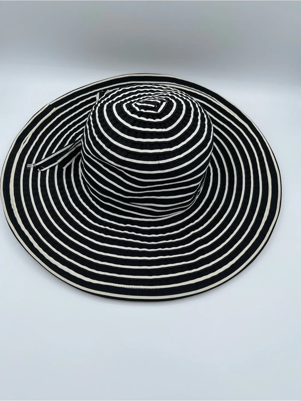 Capelli of New York Black and White Striped Wide Brim Sun Hat